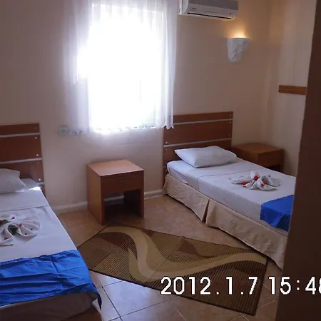 Oda ve Kahvaltı Sardunya 3*